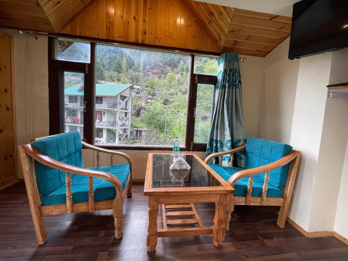 The Radhika - A Luxury Resort In Mountains Manāli Exteriör bild